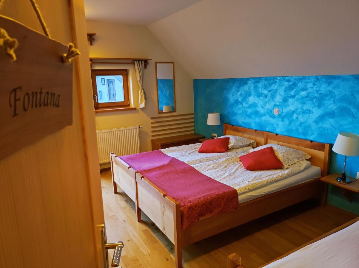 Relax Guest House Marjanca 로가스카슬라티나 외부 사진