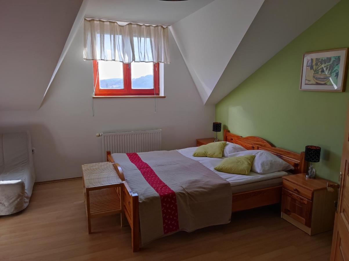 Relax Guest House Marjanca 로가스카슬라티나 외부 사진