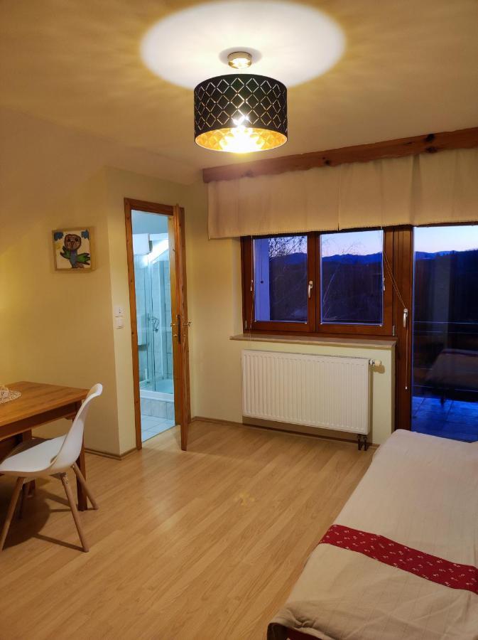 Relax Guest House Marjanca 로가스카슬라티나 외부 사진