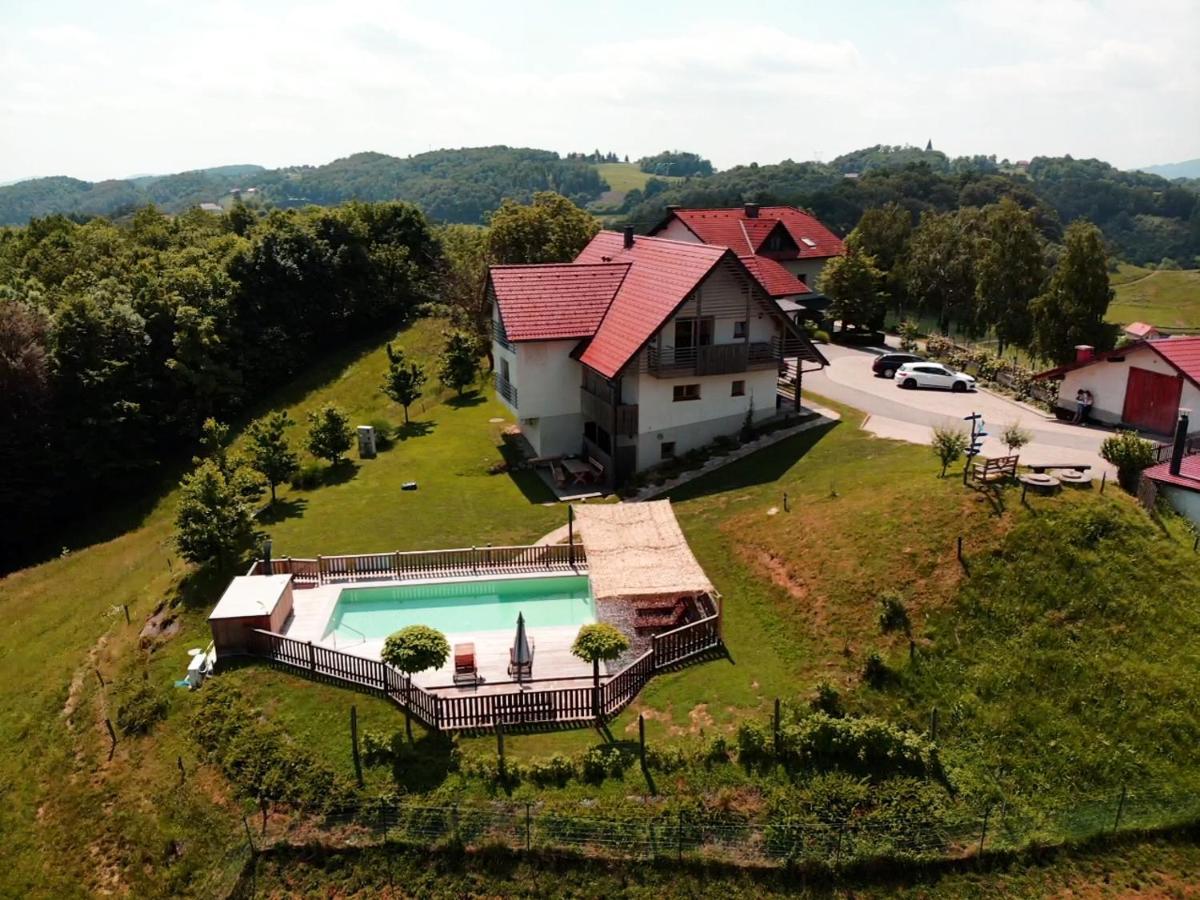 Relax Guest House Marjanca 로가스카슬라티나 외부 사진