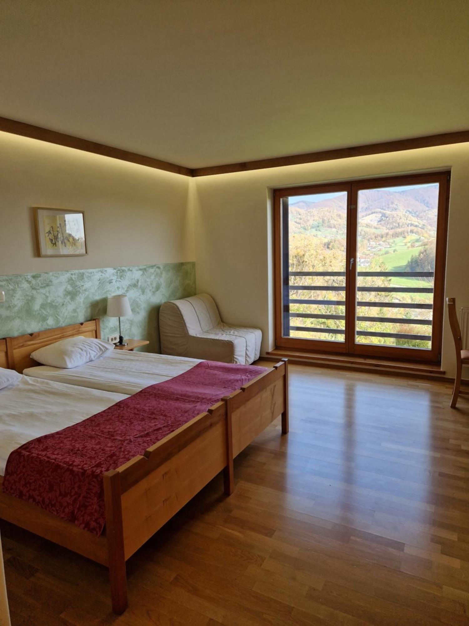 Relax Guest House Marjanca 로가스카슬라티나 외부 사진