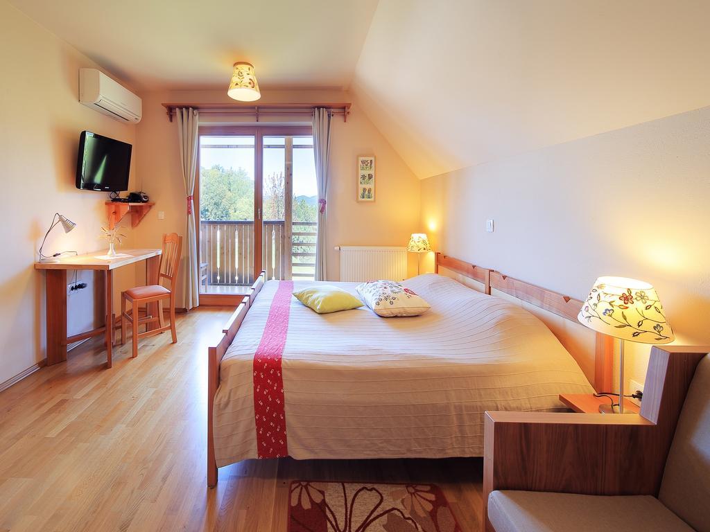 Relax Guest House Marjanca 로가스카슬라티나 외부 사진