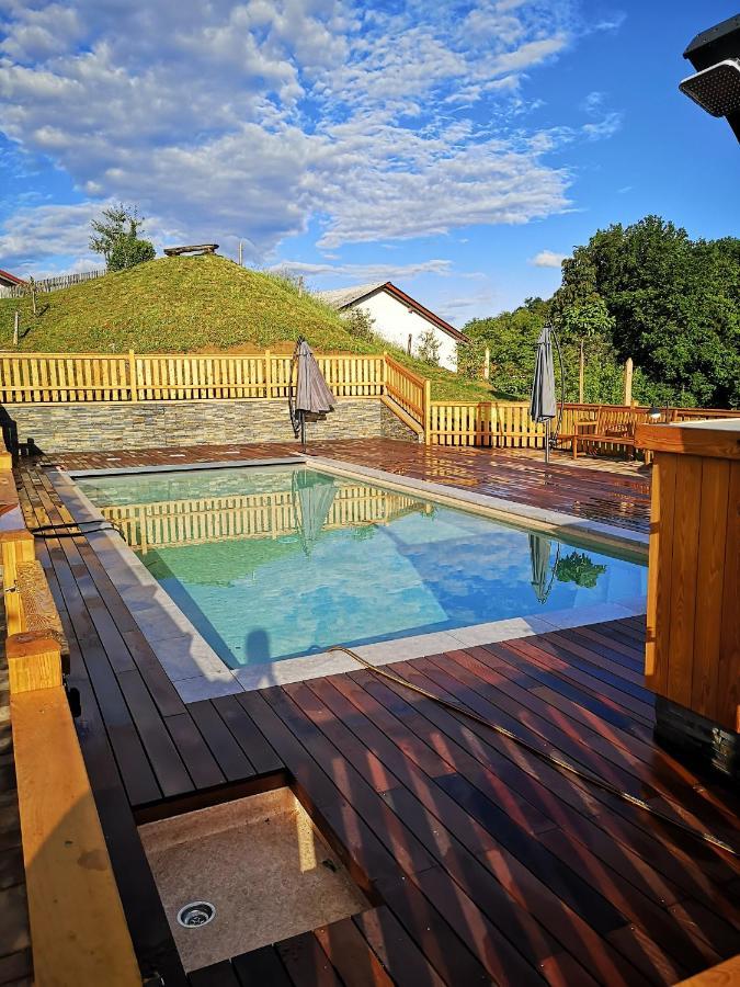 Relax Guest House Marjanca 로가스카슬라티나 외부 사진